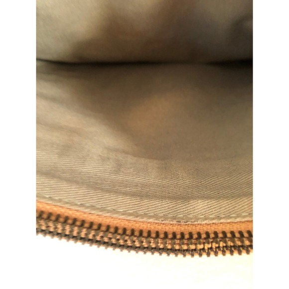 Anthropologie Day & Mood
Tan soft Leather Crossbody Bag Messenger multi-pocket - Picture 16 of 16